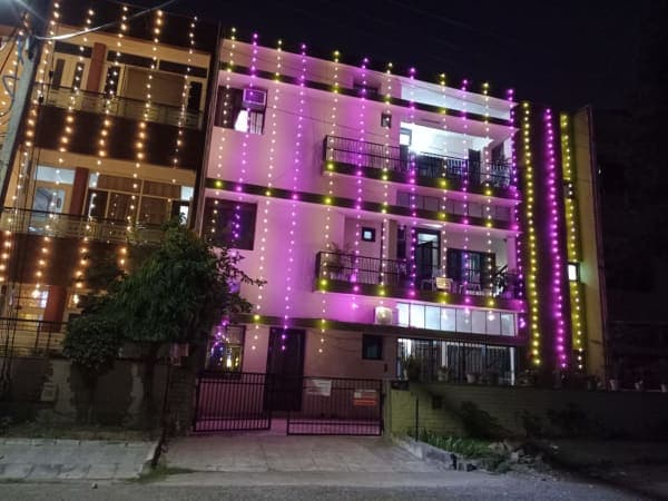 Girls pg in sector 34 chandigarh - Image 1